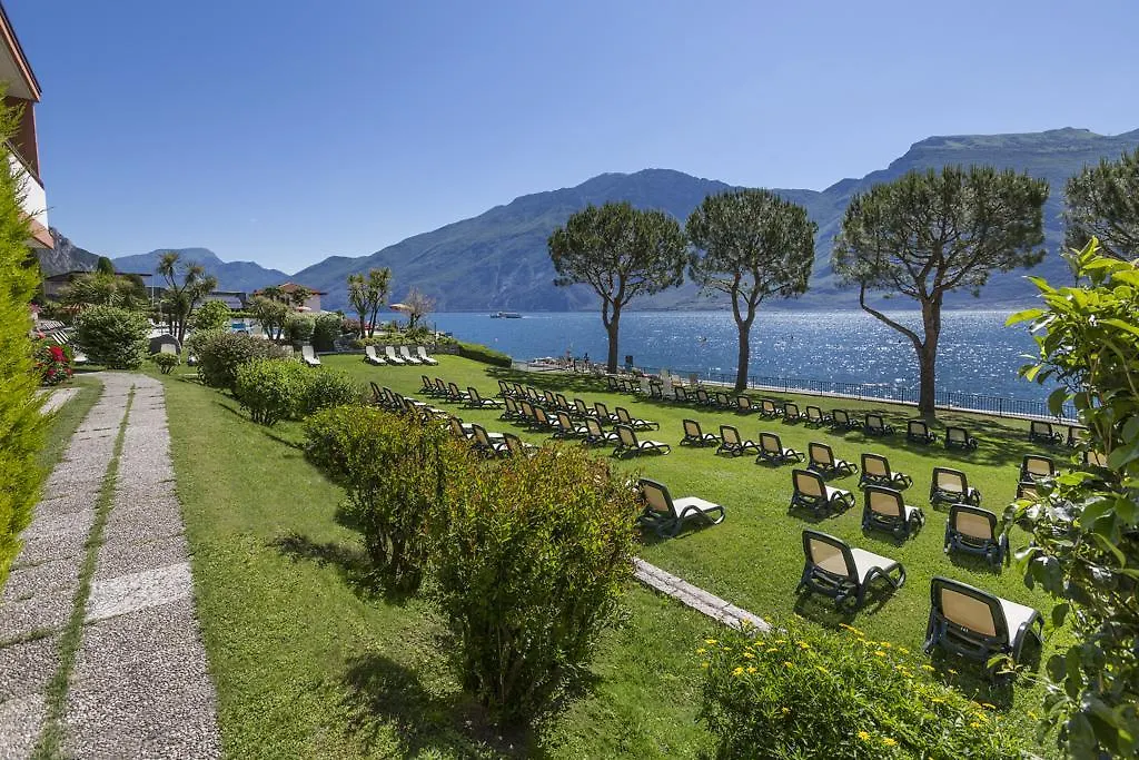 Hotel Du Lac Limone sul Garda Italien