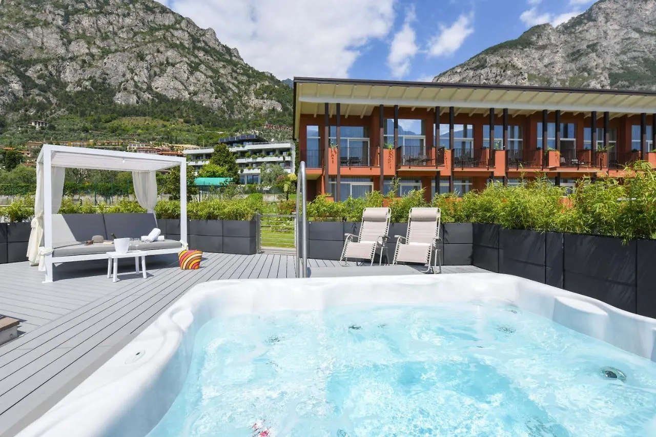 Hotel Du Lac Limone sul Garda