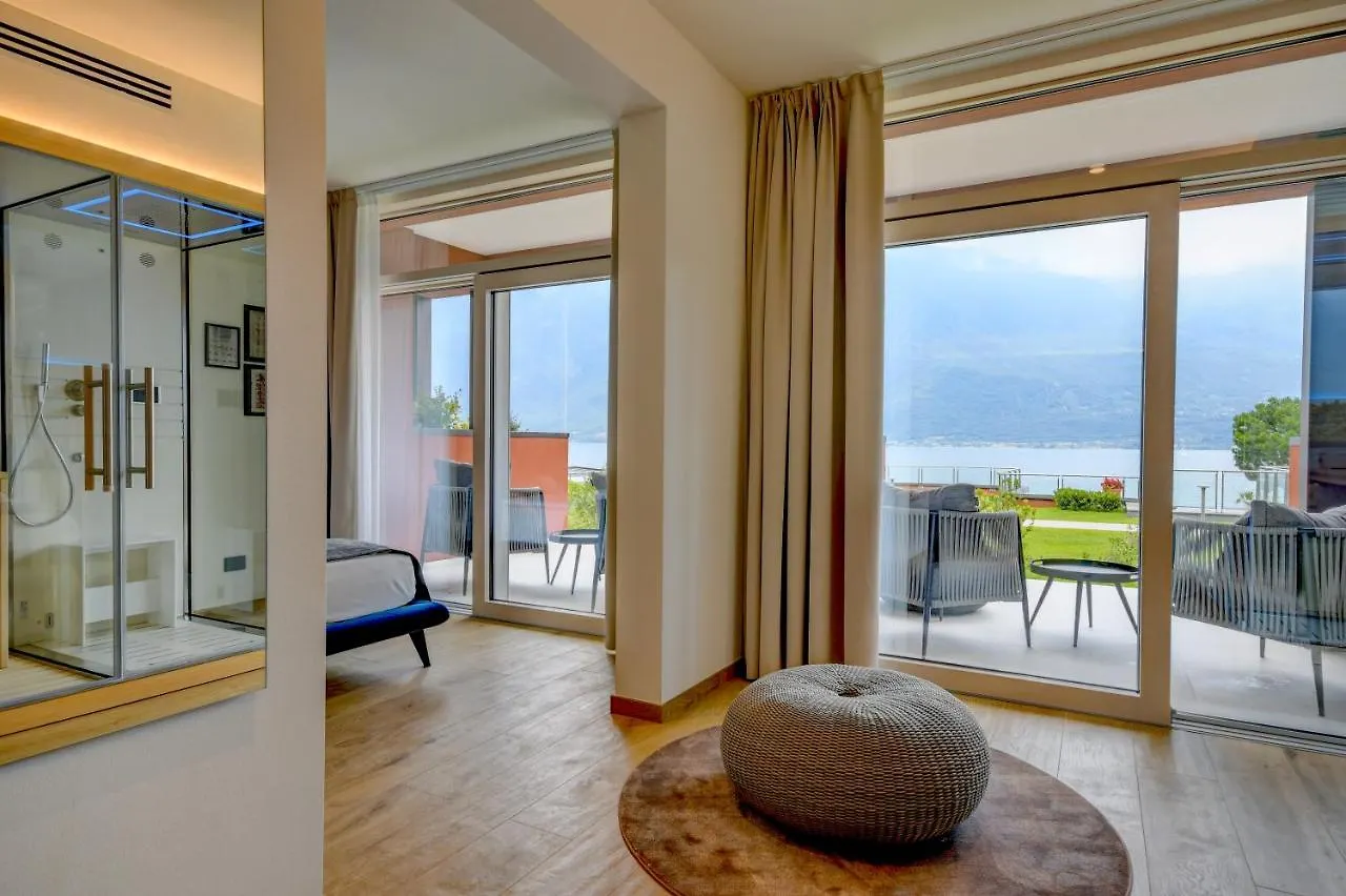 Hotel Du Lac Limone sul Garda 4*,  İtalya