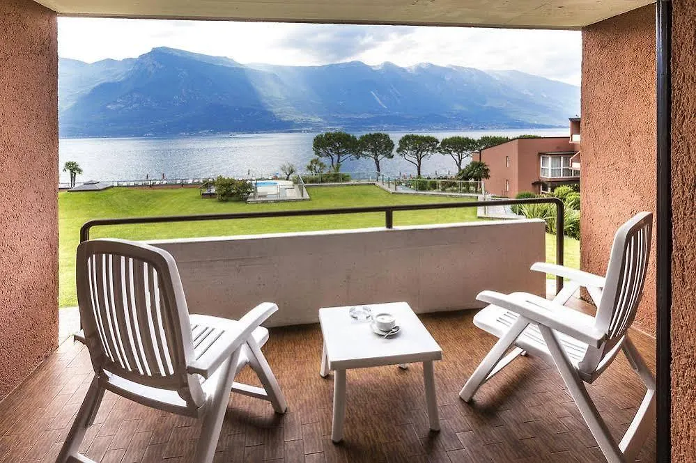 Hotel Du Lac Limone sul Garda 4*,